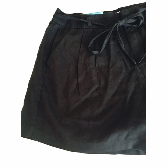 New Size 4 high waisted tie dark army green shorts - Picture 4 of 6